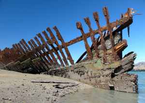 Shipwreck Darra at Quail Island.